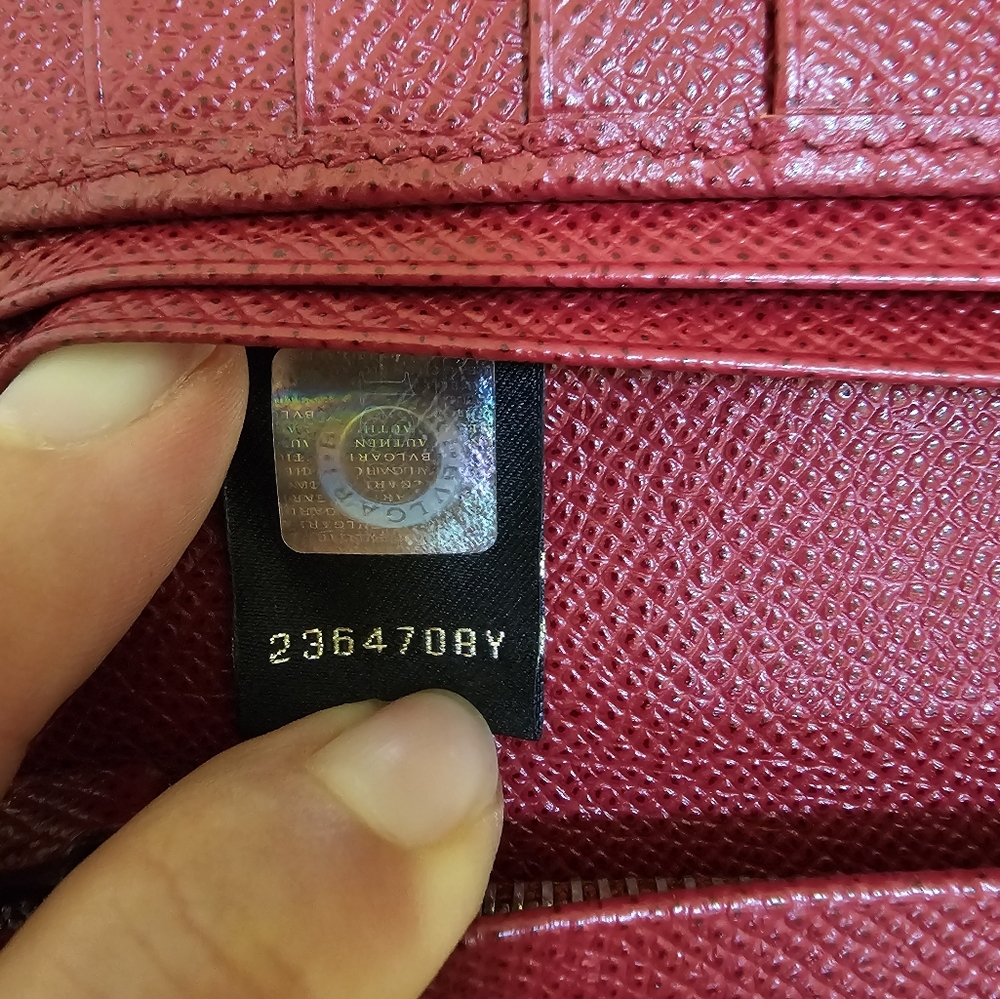 โค๏ธ๐HOST PICK๐โค๏ธBVLGARI B ZERO 1 Circle Logo Long Wallet Ruby - Picture 12 of 17